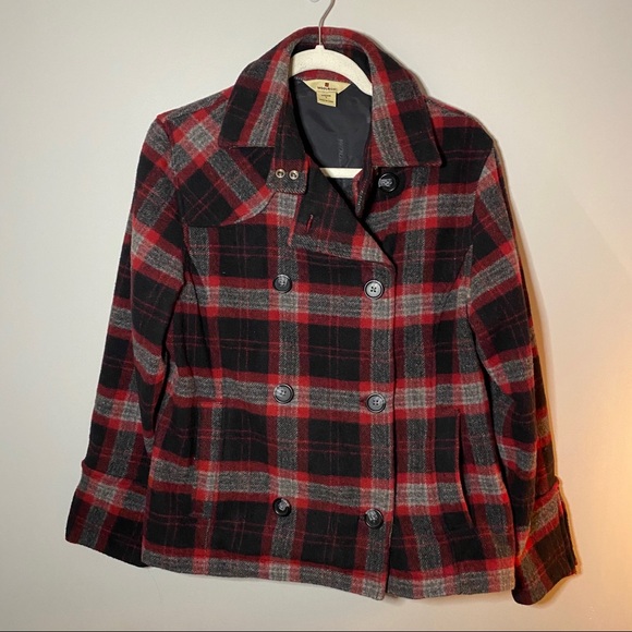 Woolrich Jackets & Blazers - ❌SOLD❌Woolrich Plaid pea coat size small